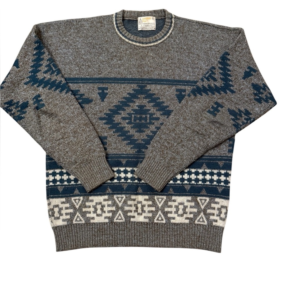 London Fog Gray and Blue Patterned Sweater. Size L